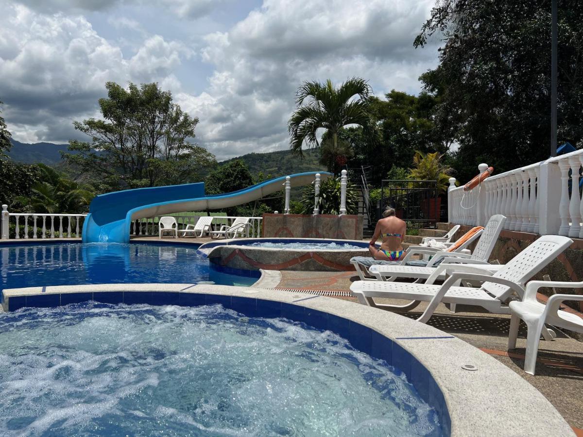 Villeta Resort Hotel Exterior photo
